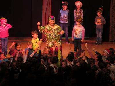 Foto des Albums: Mozart für Kinder "Papageno spielt auf der Zauberflöte"