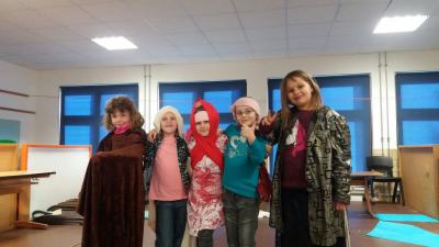 Girls-Club 01 
