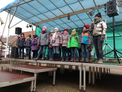 Foto des Albums: Singen beim "Sterntalermarkt"
