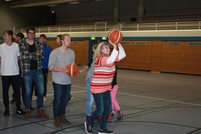 Petra Doering beim Freiwurf 