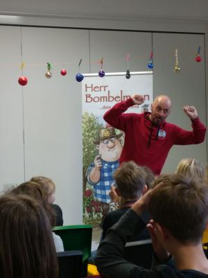 Foto des Albums: Autorenleseung "Herr Bombelmann"