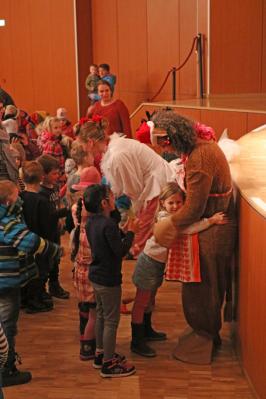 Foto des Albums: Wittener Kinder- und Jugendtheater "Mama Muh feiert Weihnachten" (18. 12. 2017)