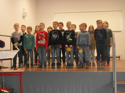 Foto des Albums: Klingende Weihnacht in der Grundschule (21.12.2017)