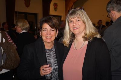Frau Dr. Nunninger im Gespr&auml;ch mit Petra Doering 