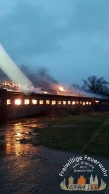 Foto des Albums: Einsatz 34-B-Gebäude Groß-Löwenberger Land