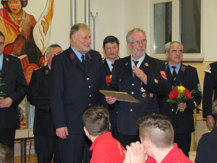Bild: Glückwünsche an den neuen Kommandanten von unserer Partnerfeuerwehr Hochbrück