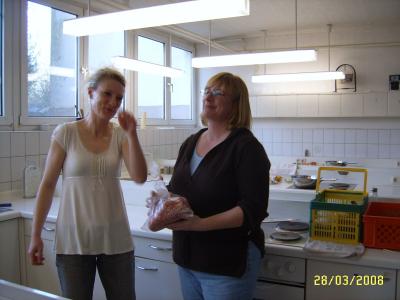Foto des Albums: Leseabend  "Ein Schneemann für Afrika" mit der 3. Klasse und Frau Reitbauer (28. 03. 2008)