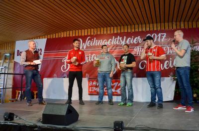 Foto des Albums: Weihnachtsfeier Bavaria 12 Simbach - Besuch von Sven Ulreich