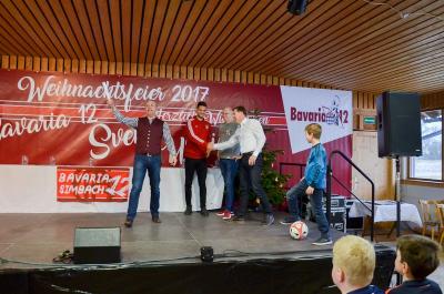Foto des Albums: Weihnachtsfeier Bavaria 12 Simbach - Besuch von Sven Ulreich