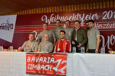 Foto des Albums: Weihnachtsfeier Bavaria 12 Simbach - Besuch von Sven Ulreich