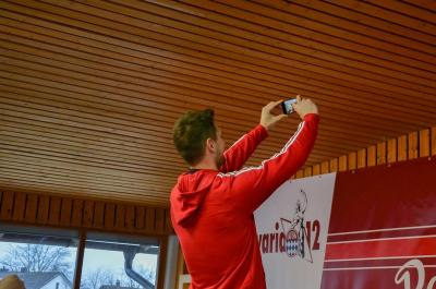Foto des Albums: Weihnachtsfeier Bavaria 12 Simbach - Besuch von Sven Ulreich