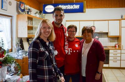 Foto des Albums: Weihnachtsfeier Bavaria 12 Simbach - Besuch von Sven Ulreich