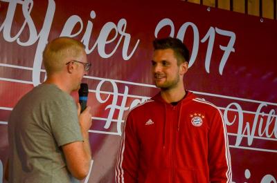 Foto des Albums: Weihnachtsfeier Bavaria 12 Simbach - Besuch von Sven Ulreich