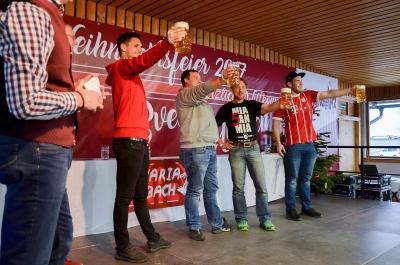 Foto des Albums: Weihnachtsfeier Bavaria 12 Simbach - Besuch von Sven Ulreich