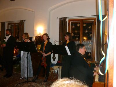 Foto des Albums: "Kultur trifft Antik" - Silvesterabend mit den Waschkies