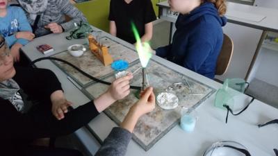 Im NaWi-Raum gab es magische Flammen... 