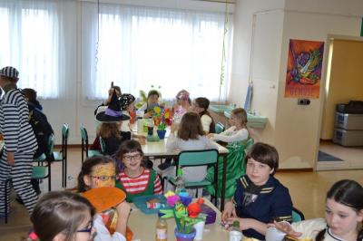 gemeinsames Pfannkuchenfr&uuml;hst&uuml;ck  (Bild vergr&ouml;&szlig;ern)