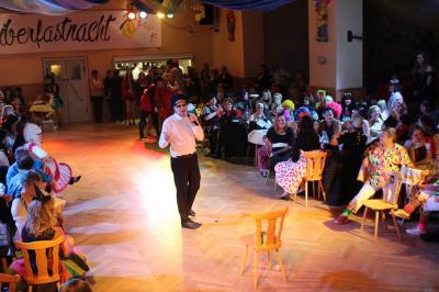 Foto des Albums: Weiberfastnacht 2018