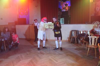 Foto des Albums: Weiberfastnacht 2018
