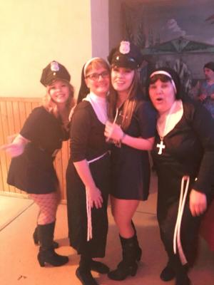 Foto des Albums: Weiberfastnacht 2018
