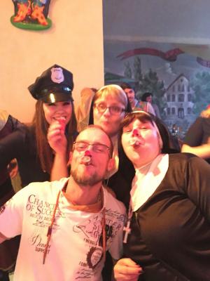 Foto des Albums: Weiberfastnacht 2018