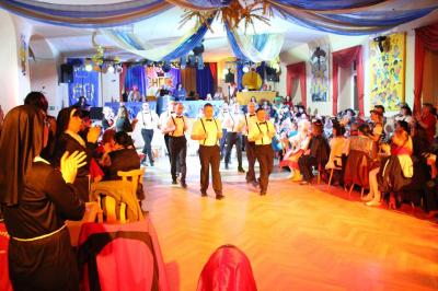 Foto des Albums: Weiberfastnacht 2018