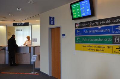 Stra&szlig;enverkehrsamt OSL - Zulassungsstelle, Foto Landkreis   (Bild vergr&ouml;&szlig;ern)
