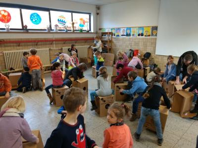 Foto des Albums: Cajon- Projekttag "Gemeinsam Rhythmus finden"