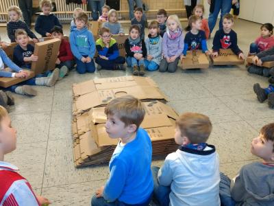 Foto des Albums: Cajon- Projekttag "Gemeinsam Rhythmus finden"