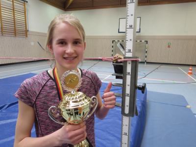 Foto des Albums: Hochsprungwettkampf Klasse 3 bis 6