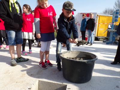 Foto des Albums: Grundsteinlegung für den neuen Speisesaal