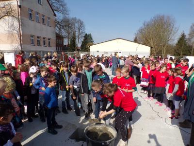 Foto des Albums: Grundsteinlegung für den neuen Speisesaal