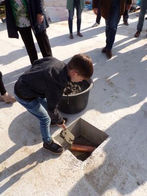Foto des Albums: Grundsteinlegung für den neuen Speisesaal