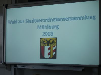 Foto des Albums: Schüler üben die Kommunalwahl