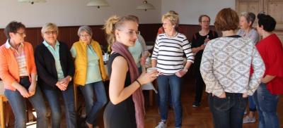 Atem- und Stimm&uuml;bungen mit Madlen  (Bild vergr&ouml;&szlig;ern)