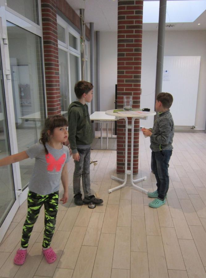 Bild: Luca und Leif übernahmen die Bewertungsstation.