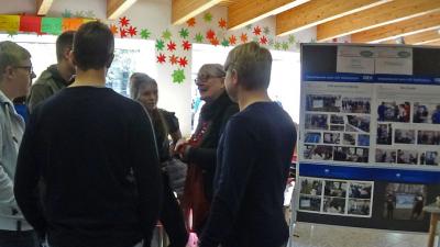 Foto des Albums: MINT-Jury überzeugt sich von der Arbeit an der Anne-Frank-Gemeinschaftsschule