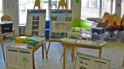 Foto des Albums: MINT-Jury überzeugt sich von der Arbeit an der Anne-Frank-Gemeinschaftsschule