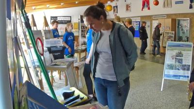 Foto des Albums: MINT-Jury überzeugt sich von der Arbeit an der Anne-Frank-Gemeinschaftsschule