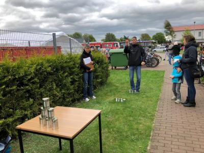 Foto des Albums: Maubaum aufstellen / Kinder- und Familienfest in Leezen