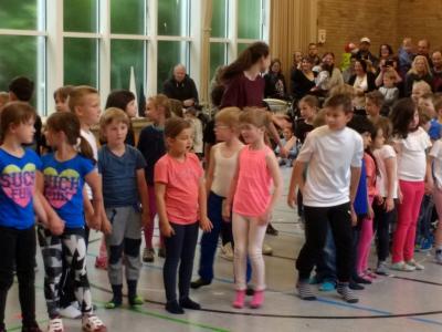 Foto des Albums: Tanzwoche 2018 und Einweihung des neuen Spielgeräts