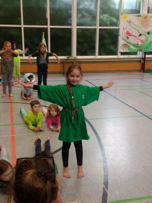 Foto des Albums: Tanzwoche 2018 und Einweihung des neuen Spielgeräts