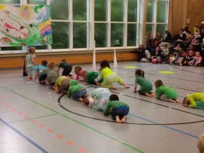Foto des Albums: Tanzwoche 2018 und Einweihung des neuen Spielgeräts
