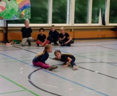 Foto des Albums: Tanzwoche 2018 und Einweihung des neuen Spielgeräts