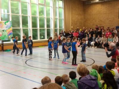 Foto des Albums: Tanzwoche 2018 und Einweihung des neuen Spielgeräts