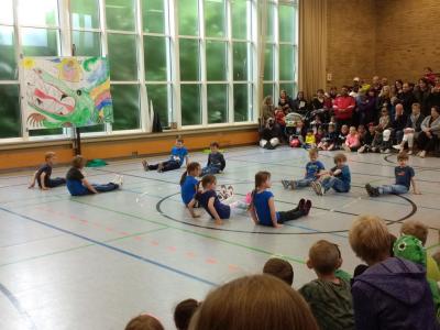 Foto des Albums: Tanzwoche 2018 und Einweihung des neuen Spielgeräts
