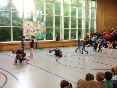 Foto des Albums: Tanzwoche 2018 und Einweihung des neuen Spielgeräts