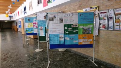 Foto des Albums: Plakatausstellung zu Elmshorner Firmen in der Pausenhalle