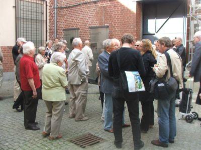 Foto des Albums: Besuch der ehemaligen GULag-Häftlinge in der Gedenkstätte "Lindenstraße 54/55" (19.05.2008)