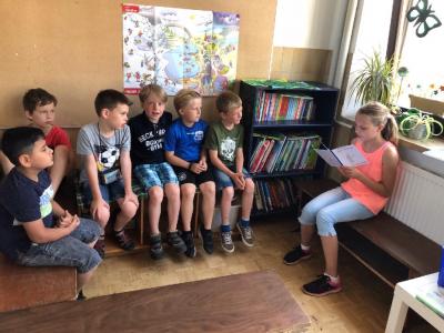Foto des Albums: Vorleseaktion der 3. Klassen